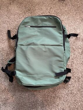 Open story 45L travel backpack